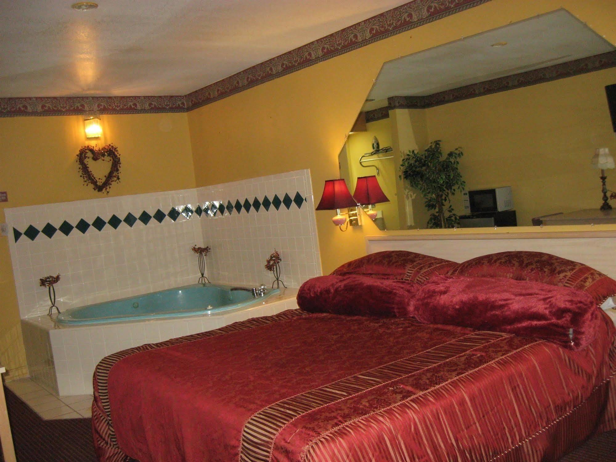 Hebbronville Garden Inn & Suites מראה חיצוני תמונה